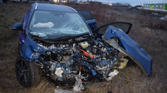 FOTO: Neďaleko Dunajskej Stredy stáli pri mladej žene všetci svätí. Prežila zrážku s dvomi kamiónmi