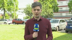 Hrobové ticho a obrovské množstvo policajtov. Reportér TN live je na mieste masakru v Grazi