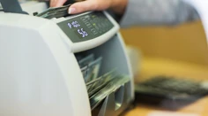 Slovensko opúšta maďarská banka. O kúpu majú záujem traja hráči na trhu
