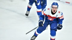 VIDEO: Prvá zámorská posila je už na Slovensku. Adam Sýkora sa pripojil k reprezentácii o týždeň skôr