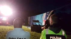 Teplovzdušný balón s 12-člennou posádkou narazil do drôtov vysokého napätia