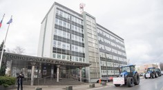 Penzióny z eurodotácií majú slúžiť ako súkromné haciendy. Na PPA sa konal poslanecký prieskum