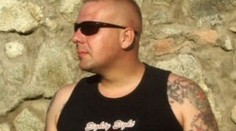 Herca a speváka Rasťa Rogela oslobodili v kauze bitky v bare Obluda