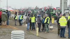 Tlak protestujúcich zrejme pomohol. Európska komisia navrhla farmárom úľavy, tí tvrdia, že to nič nerieši