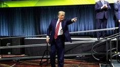 Trump sa vyhráža, že zničí iránske kultúrne pamiatky. OSN varuje, že tým poruší dohody