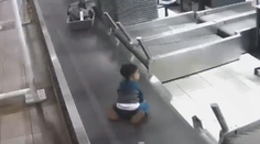 VIDEO: Chlapec (3) ušiel rodičom a na páse zmizol v útrobách letiska