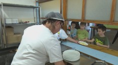 Pre rekreačné poukazy a obedy zadarmo sa búria mestá aj obce. Nemajú na to peniaze