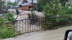 VIDEO: Luďom v Oravskom Veselom bolo do plaču. Voda sa valila dedinou