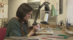 Kováčstvo nie je iba doménou mužov. Pozrite si prácu Magdalény, ktorá zo železa vytvára sochy aj šperky