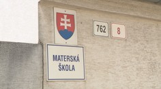 V Stupave zo dňa na deň zatvorili škôlku. Mesto hovorí o havarijnom stave, rodičia za tým vidia niečo iné