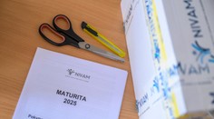 Zverejnili výsledky písomných maturít: Žiaci dosiahli zo slovenčiny viac ako 61 percent