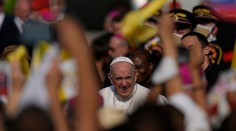 Vstupenku na stretnutie s pápežom si vytlačte, zbaľte si aj občiansky