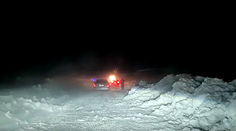 Hotové Božie dopustenie pod Tatrami. Vodiči strávili v bielom pekle deväť hodín