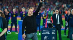 Úspešná spolupráca bude pokračovať. Flick podpísal s Barcelonou novú zmluvu