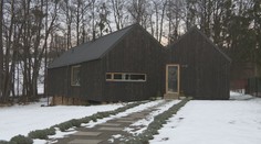 Moderné, drevené a uprostred prírody. Bývanie manželov Hlaváčovcov očarí každého