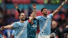 Manchester City oslavuje triumf v FA Cupe. Guardiola sa teší z jubilejnej trofeje