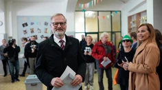 Odvolila štvrtina voličov za dve hodiny. Účasť odhadujú vyššiu ako v roku 2021