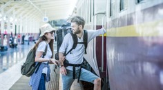 Ukrajinské dráhy vydali časopis: Cestujúcim po jeho prečítaní skoro vypadli oči z jamiek