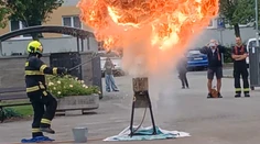 VIDEO: Nikdy to nerobte. Jedna chyba v kuchyni môže spôsobiť explóziu plameňov