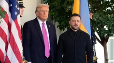 Trump pochválil Zelenského za sako a tvrdí, že s Putinom dosiahol „veľký pokrok“, vysvetlil aj Maďarsko