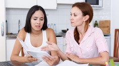 Mladí čoraz častajšie ostávajú v "mama hoteli", Slováci obsadili v rebríčku popredné miesto