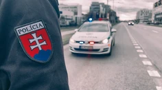 Polícia riešila dve nehody, pri ktorých sa zranilo päť osôb. Bolo medzi nimi aj dieťa