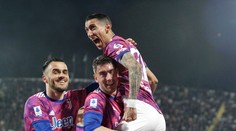 VIDEO: Juventus sa pomaly škriabe hore. Pomohla mu aj Di Mariova nenápadná trefa z diaľky