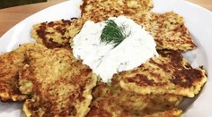 Jednoduché cuketové placky