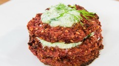 Cviklovo pohánkové fašírky s poľníčkom