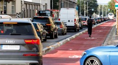 Z Vajanského mali do 40 dní zmiznúť kontroverzné obrubníky. Prešlo už pol roka a nič sa nedeje