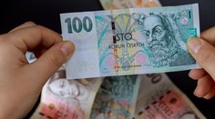 Seniorka v Česku naletela podvodníkom a prišla o miliónové úspory. Všetky peniaze vložila do bitcoinmatu