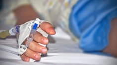 Omyl zdravotníkov zničil šance druhého chlapca. Lekári zhodnotili, že ďalšiu operáciu by neprežil