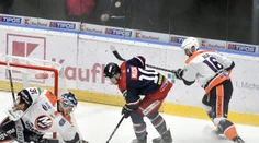 Extraliga: Zvolen o bod dobehol Spišskú na čele tabuľky, Slovan konečne vyhral