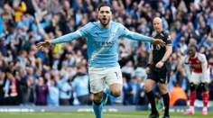 Náskok Arsenalu sa scvrkol na minimum, City riadne zamotalo boj o majstra. Dúbravkovo Burnley s ďalšou prehrou