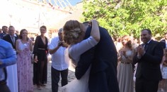 Markizácka hviezda v chomúte. Počas medových týždňov budú pomáhať iným