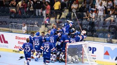 Slovenskí hokejbalisti po dráme zdolali Čechov a vo finále vyzvú Kanadu