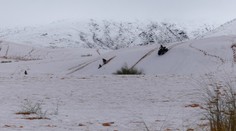 VIDEO: Z horúcej púšte mrazivo biela krajina: Takto vyzerá Sahara pokrytá snehom