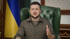 Zelenskyj: Moskva robí všetko pre to, aby naši ľudia sami od seba zanechali ruský jazyk
