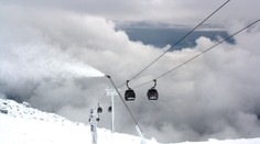 Na Chopku zaznamenali v noci orkán. Najsilnejší vietor však besnel vo Vysokých Tatrách