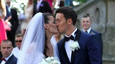 Ďalšia slávna tenistka je už pani. Bola krásna nevesta, ale šaty jej nesadli