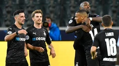 Real v závere zachraňoval bod Mönchengladbachu, Šachtar remizoval s Interom a je na čele skupiny