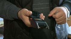 Do výzbroje policajtov možno pribudne elektrická zbraň - taser