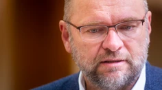 Zrejme posledný pokus o udržanie Sulíka vo vláde sa uskutoční v sobotu, potvrdil premiér