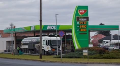 Maďarská spoločnosť MOL pracuje na žalobe na slovenskú vládu za mimoriadny odvod zo zisku