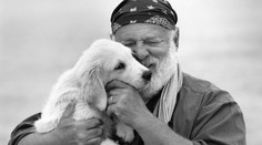 Fotil Madonnu, DiCapria či Brada Pitta: Svetoznámy fotograf sa vracia do Prahy