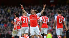 Rosický končí v Arsenale. V hre je USA, Sparta aj Emiráty