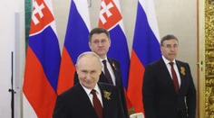 Ironické poznámky a až príliš odľahčený tón. Ruská štátna televízia sa bavila na návšteve Fica v Kremli