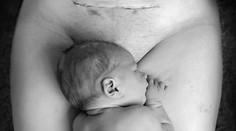 Najintímnejšia popôrodná snímka vyvolala veľkú diskusiu