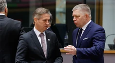 Po premiéra príde do Bruselu nové lietadlo. V rozhodovaní o Ukrajine sa k Ficovi a Orbánovi pridal už aj Babiš