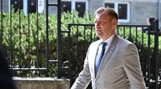 „Stavte svoj majetok, že Kuffa minister nebude.“ Taraba odmietol, že by v najbližšej dobe opustil ministerské kreslo